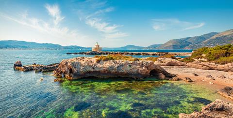 8-daagse Vakantie naar 8 dg cruise Italie en de Griekse Eilanden in Corfu