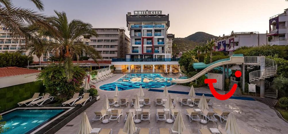 White City Beach Hotel