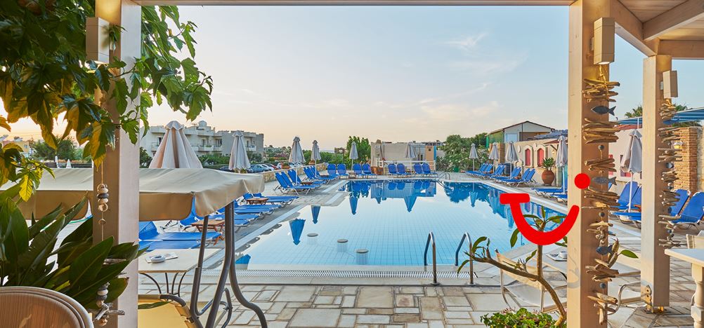 Golden Bay Apartments - Garden Haven
