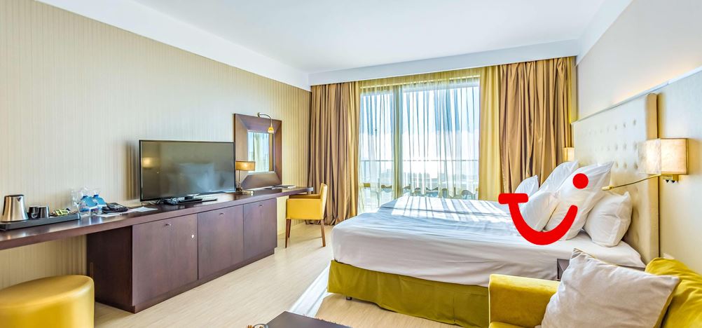 Barcelo Royal Beach