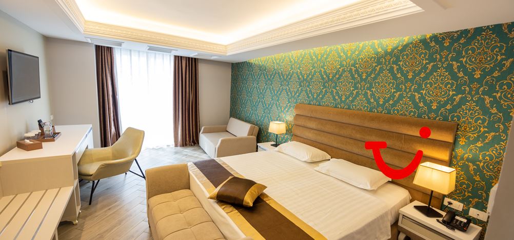 Grand Blue Fafa Resort