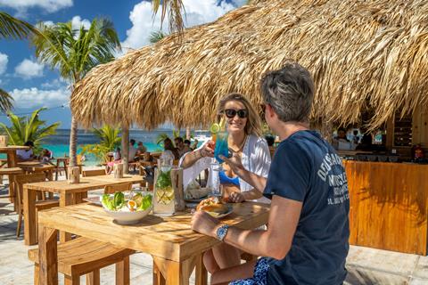 Pak deze korting op een vakantie Bonaire 🏝️ TIME TO SMILE Chogogo Dive & Beach Resort Bonaire 9 Dagen  €1214,-