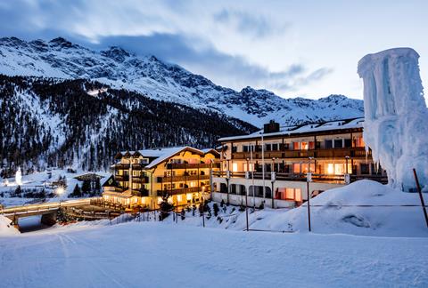 Ongelooflijke aanbieding wintersport Dolomieten ❄ 8 Dagen logies Paradies Pure Mountain Resort