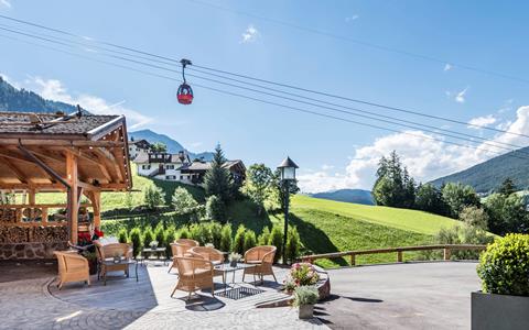Beste prijs vakantie Dolomieten ➡️ 8 Dagen halfpension Alpenhotel Rainell