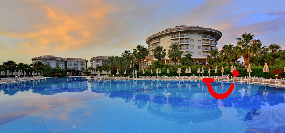 Seaden Sea World Resort & Spa