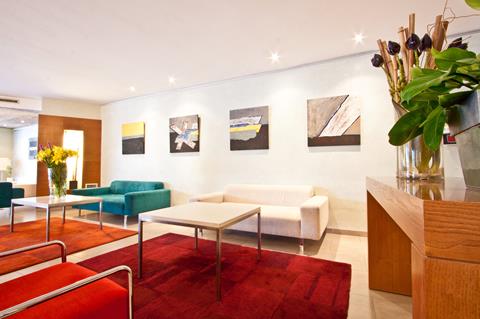 Inpakken en wegwezen! vakantie Catalonië ⏩ 4 Dagen halfpension Aquahotel Montagut Suites Formule 1 reis