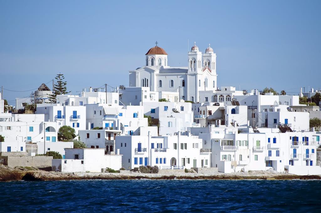 15-daagse-eilandhoppen-paros-naxos-en-santorini