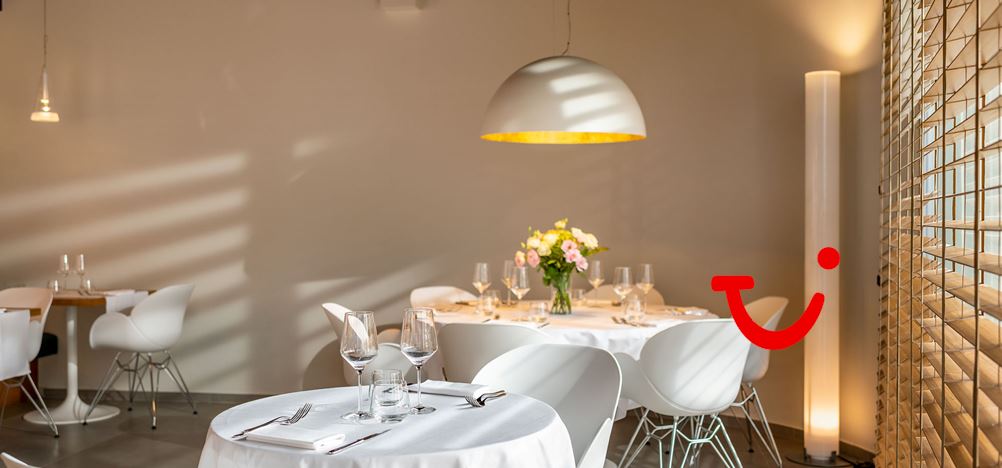 Palace Lido Hotel & Suites