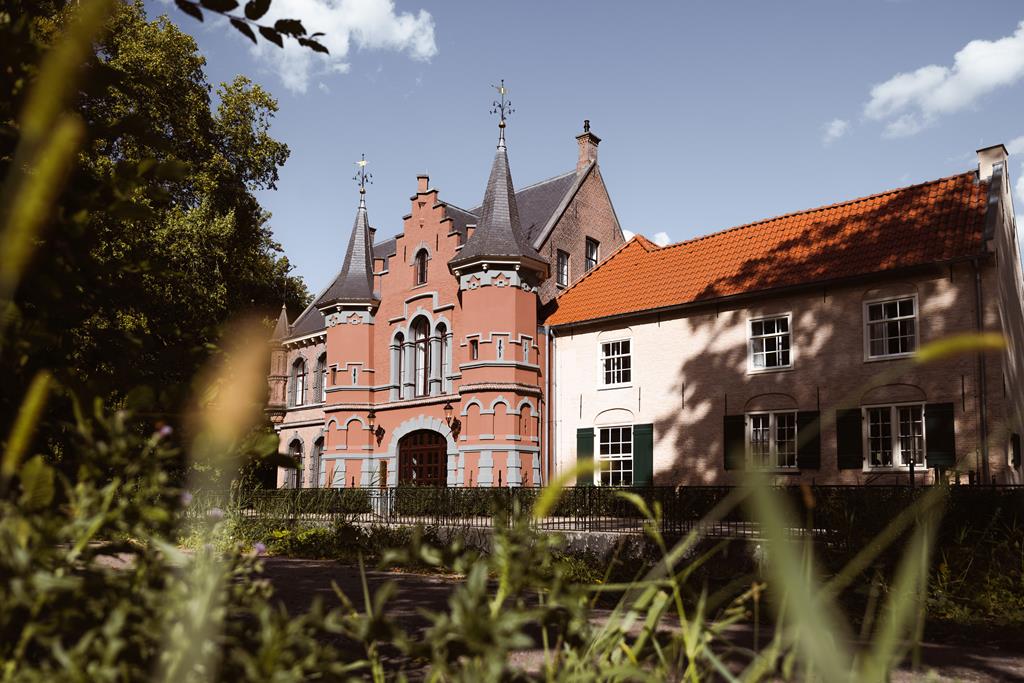 impressie Kasteel Steenenburg