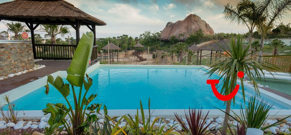 Magic Natura Animal, Waterpark & Polynesian Lodge