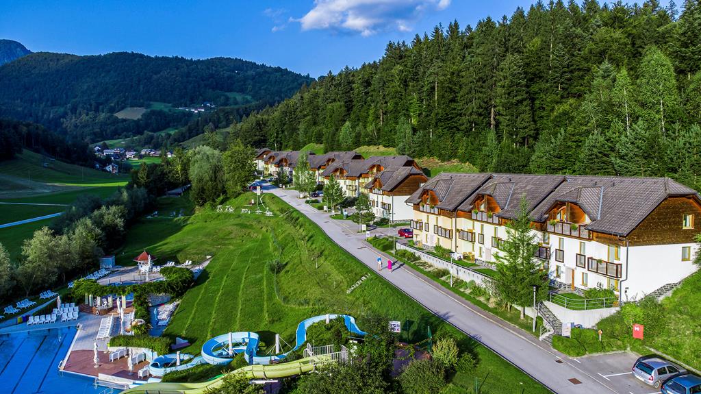 Online bestellen: EKO Appartementen Resort Snovik