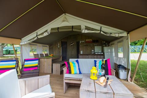 Maffe prijs autovakantie Istrië ⏩ Lanterna Premium Camping Resort Easy a Tent 4 Dagen  €60,-