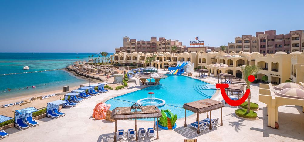 Sunny Days El Palacio