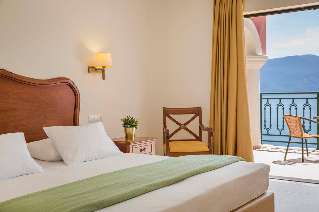 kefalonia-bay-palace
