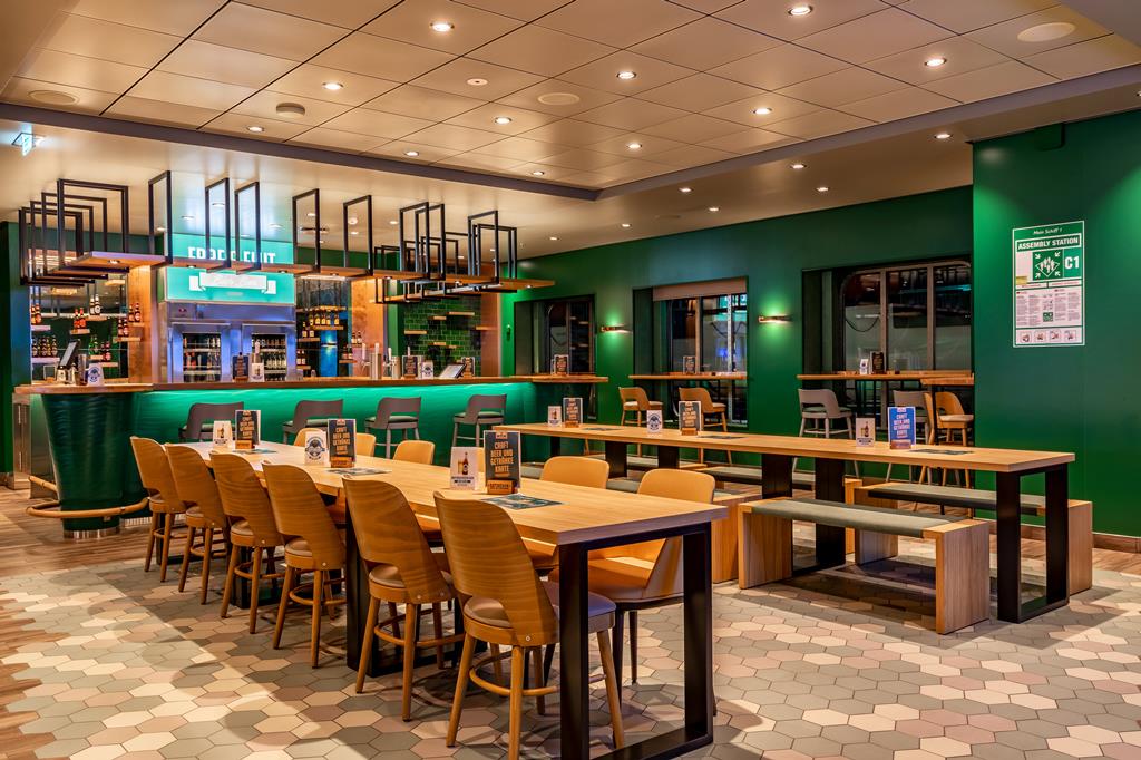 13-dg-cruise-west-europa-mein-schiff-2