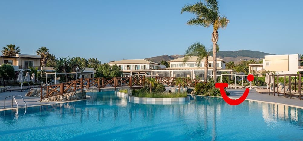 Natura Park Village