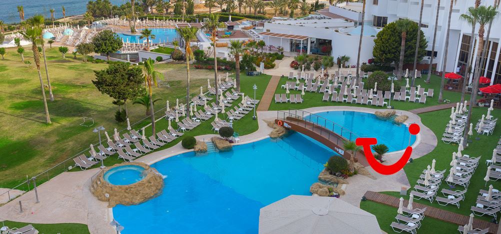 SPLASHWORLD Leonardo Laura Beach & Splash Resort
