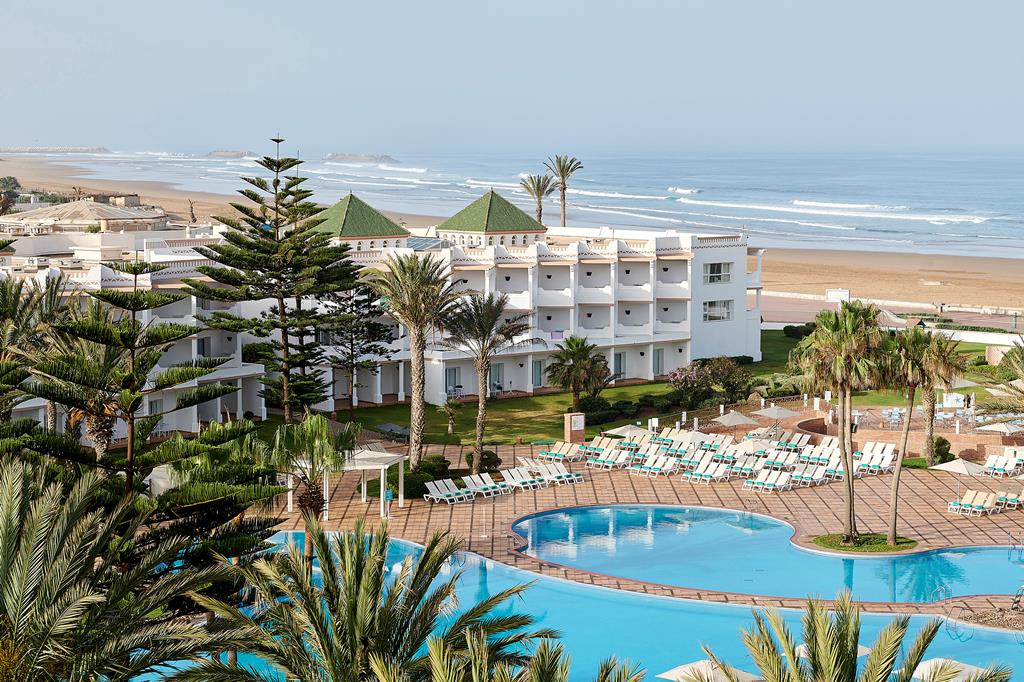 Online bestellen: Iberostar Waves Founty Beach