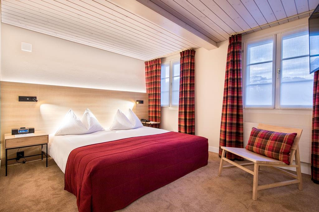 Skivakantie 4* Grindelwald € 856,- 【skipas inbegrepen】