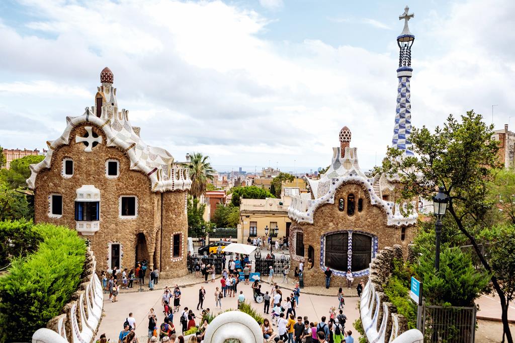 11-dg-cruise-west-mid-zee-mein-schiff-flow