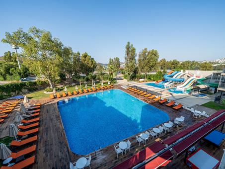 Bodrum Beach Resort Turkije Egeïsche Kust Ortakent sfeerfoto groot
