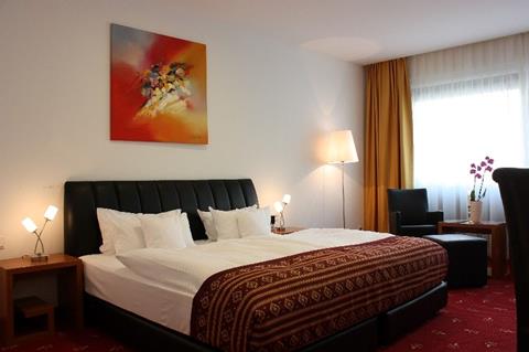 Snel vertrekken met een vakantie Berlijn 🚗️ 4 Dagen logies Leonardo hotel KU'DAMM