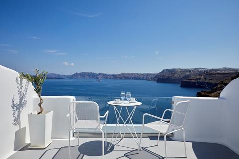 Vakantie 3* adults only Santorini € 597,- ✓ restaurant(s), wellness, zwembad