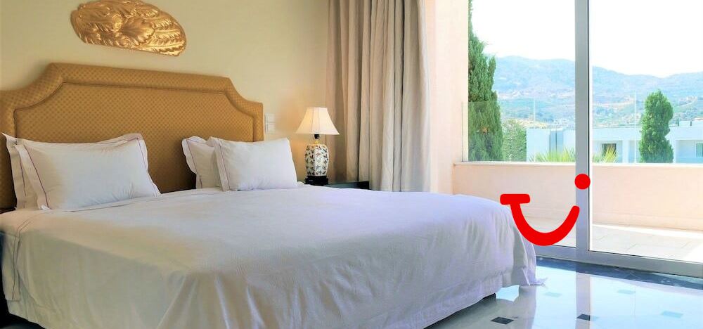 Out Of The Blue Resort and Spa