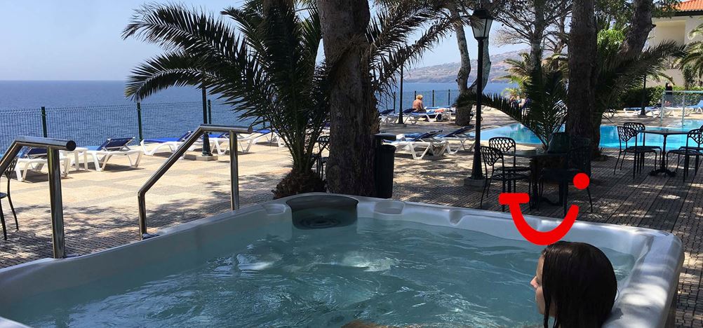 Albatroz Beach & Yacht Club