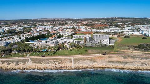Zonnige aanbieding vakantie Oost Cyprus 🏝️ TUI BLUE Atlantica Sungarden Park 8 Dagen  €1017,-