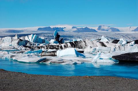 9-daagse rondreis IJsland Puur en Compleet IJsland Austurland Akureyri sfeerfoto groot