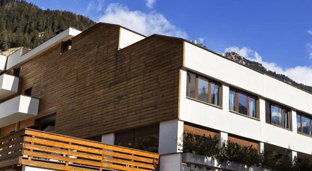 Online bestellen: Clubhotel Regina e Fassa