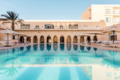 Vakantie 4* all inclusive adults only Sousse € 650,- 【sauna, restaurant(s), zwembad, fitness, tennisbaan】