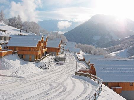 Meer info over Les Chalets des Ecourts  bij Tui wintersport