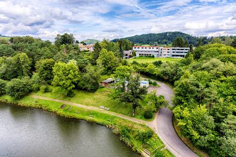 Seehotel am Stausee Duitsland Eifel Gerolstein sfeerfoto groot
