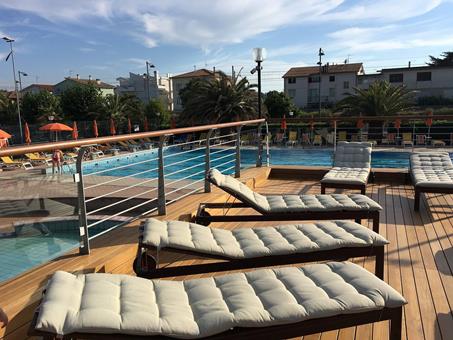 Super actieprijs autovakantie Marche - Village La Risacca