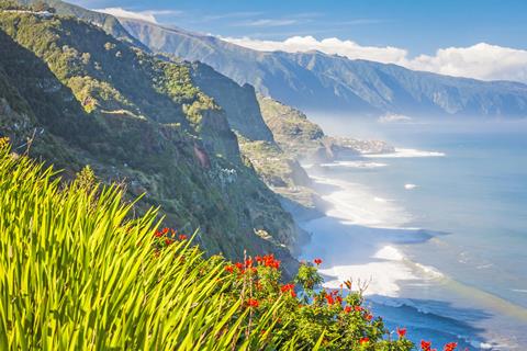 12 dg cruise Canaren en Madeira Portugal Canarische Eilanden Funchal sfeerfoto groot