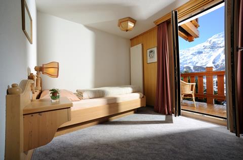 Goedkope skivakantie Saasdal ⛷️ Swiss Family Hotel Alphubel