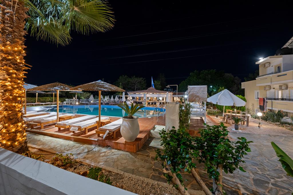 nikos-apartments