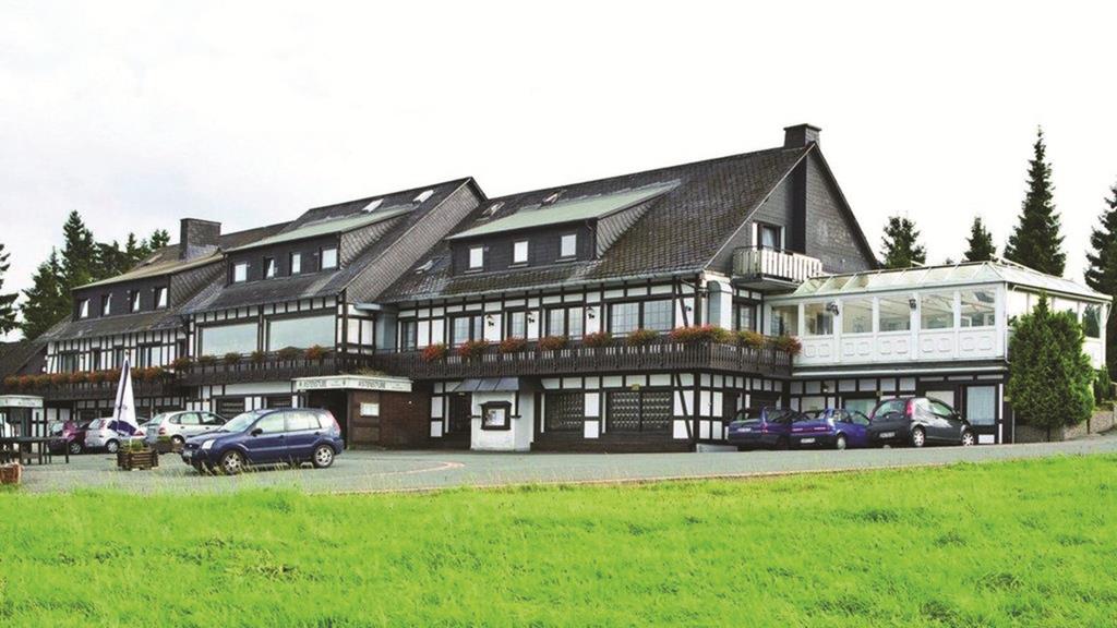 Online bestellen: Der Schöne Asten Resort Winterberg