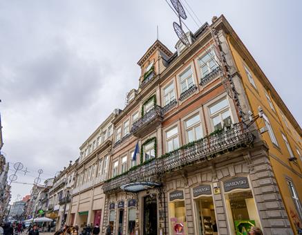 Ideaal op autovakantie Costa Verde ⭐ 4 Dagen logies ontbijt Grande Hotel Do Porto