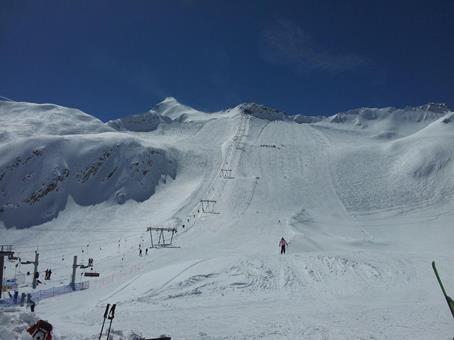 Wintersport Negritella in Passo del Tonale (Trentino-Zuid-Tirol, Italië)