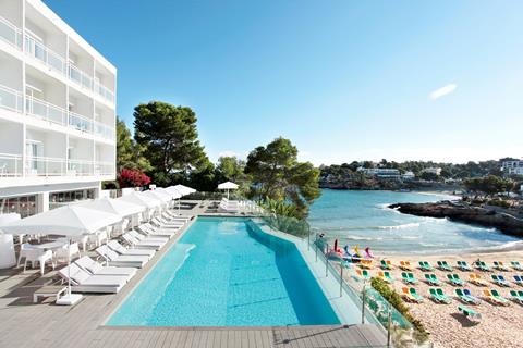 Meer info over Grupotel Ibiza Beach Resort  bij Tui