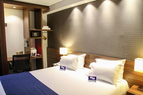 holiday-inn-express-amiens