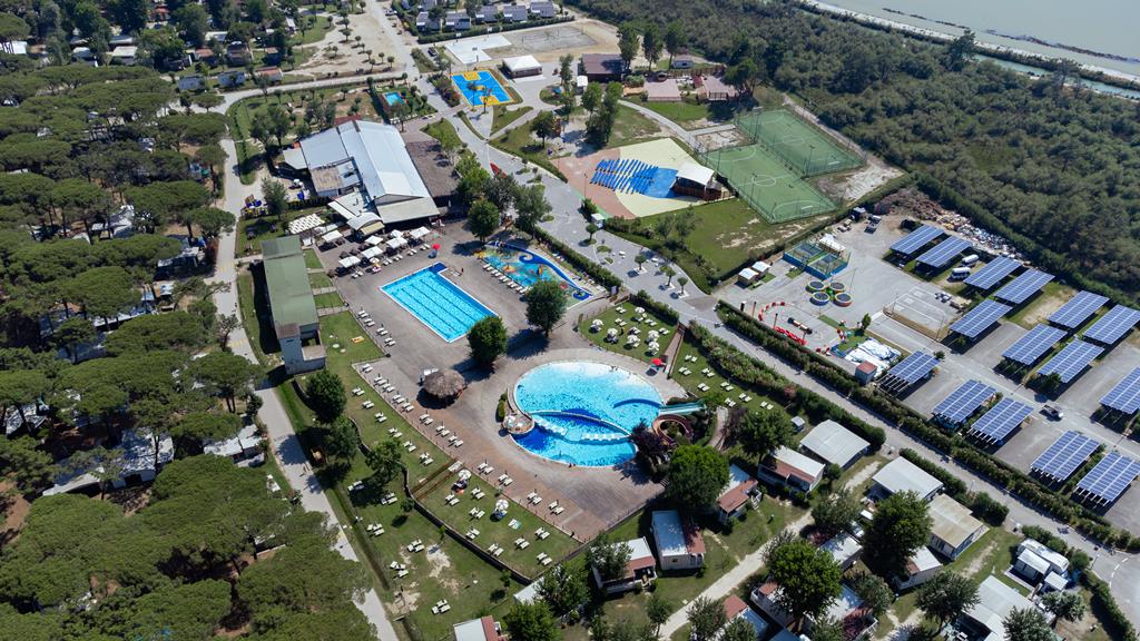 Wegens success verlengd! vakantie Adriatische Rivièra ✅ animatieteam, zwembaden, beachvolleybal, restaurant(s), hond is welkom Vertrek op Maandag 4 mei 2026