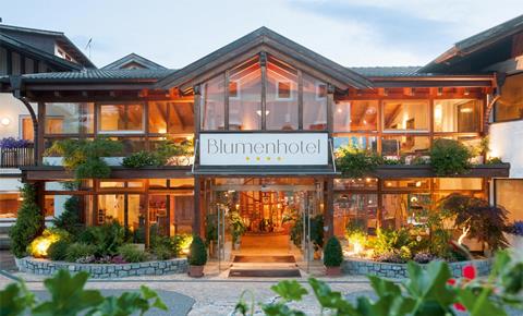 Baumgartner's Blumenhotel Italië Dolomieten Schenna sfeerfoto groot