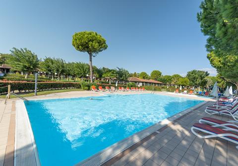 Autovakantie 4* Gardameer - Italië € 75,- | speeltuin, zwembad