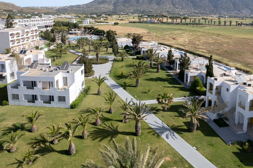 Sovereign Beach Hotel