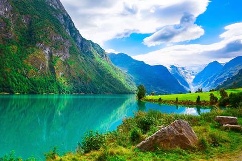 OP=OP aanbieding vakantie More og Romsdal ⏩ 13-daagse rondreis Beleef de Noorse natuur 13 Dagen  €1080,-