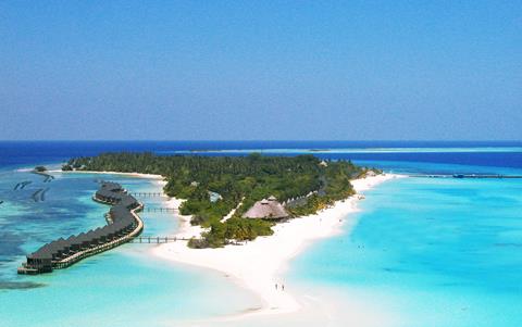 Beste aanbieding vakantie Malediven 🏝️ Kuredu Island Resort & Spa 9 Dagen  €1824,-